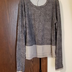 Lululemon top